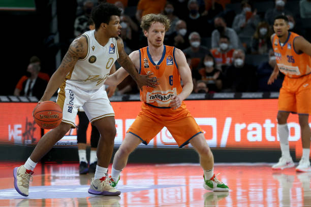 尽管此次背 尽管此次背