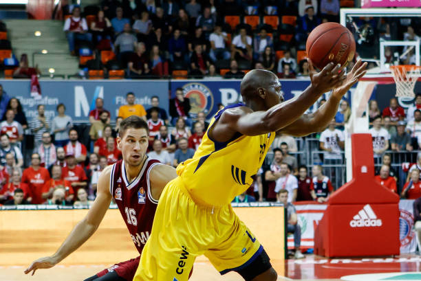 球队敲响了 球队敲响了