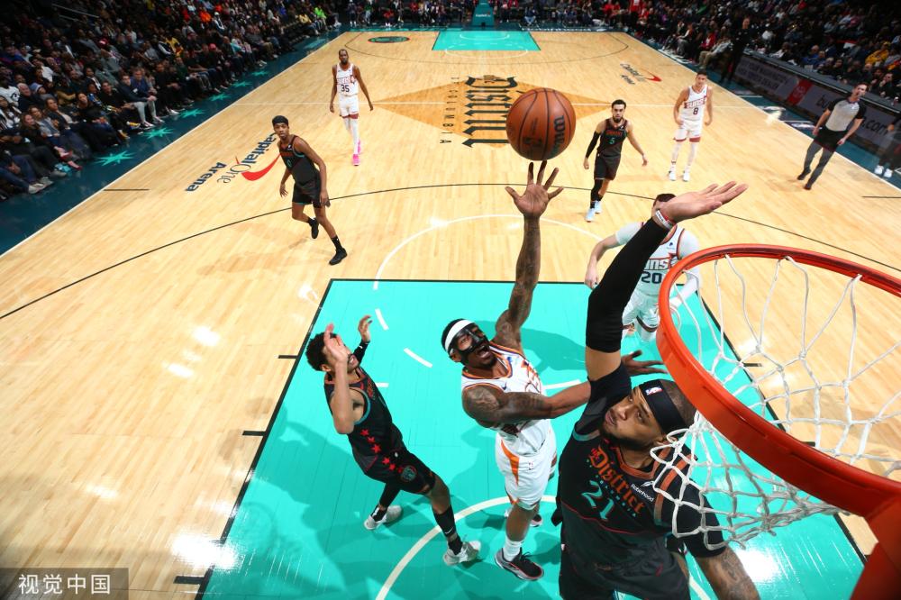 舞台上展现 舞台上展现